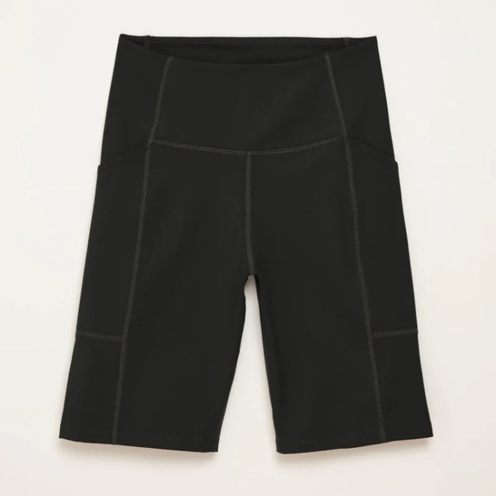 Girlfriend Collective 
Black High-Rise Pocket Bike Short